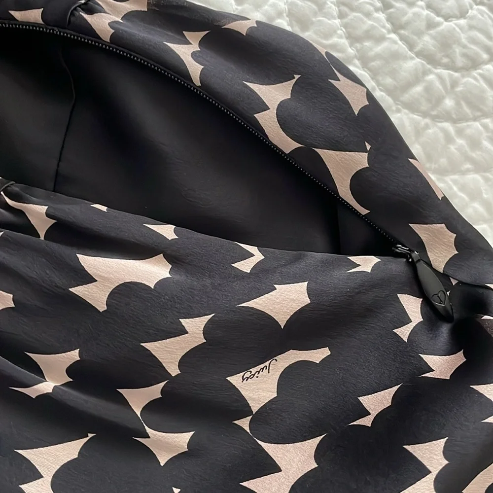 Juicy Couture, 100% Silk, Chic Black and Dusty Pink Patterned Dress, Size 14 - Picture 12 of 12